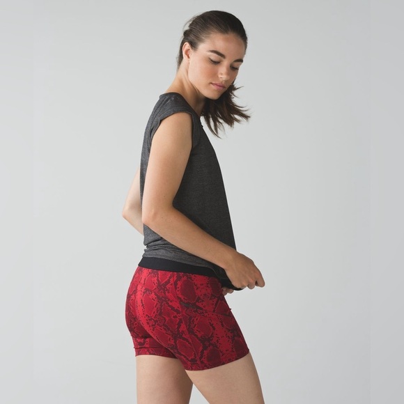 Lululemon What The Sport Shorts 4 Ziggy Snake Red Tide Cranberry - Picture 2 of 8